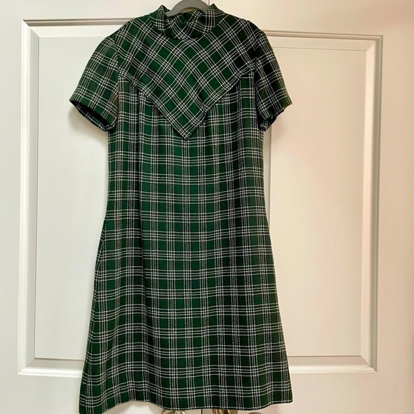 Leslie Fay Dresses & Skirts - Vintage Leslie Fay 60's 70's Wool (?) Short Sleeve Zip Hook Eye Back Mini Dress